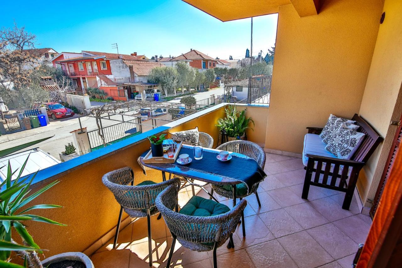 M&M Apartments Biograd Na Moru Exterior foto